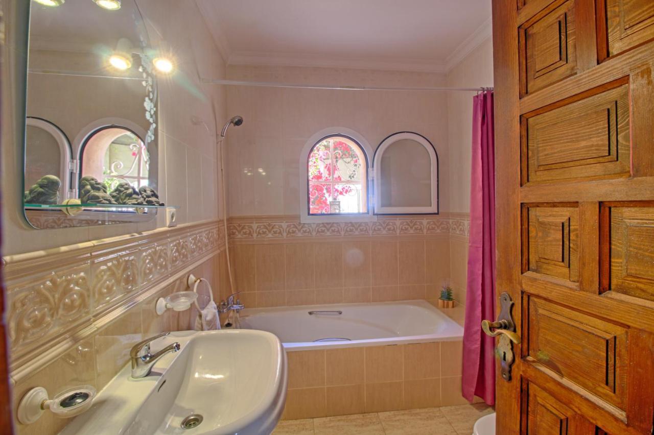Villa Estrella Калпе Екстериор снимка